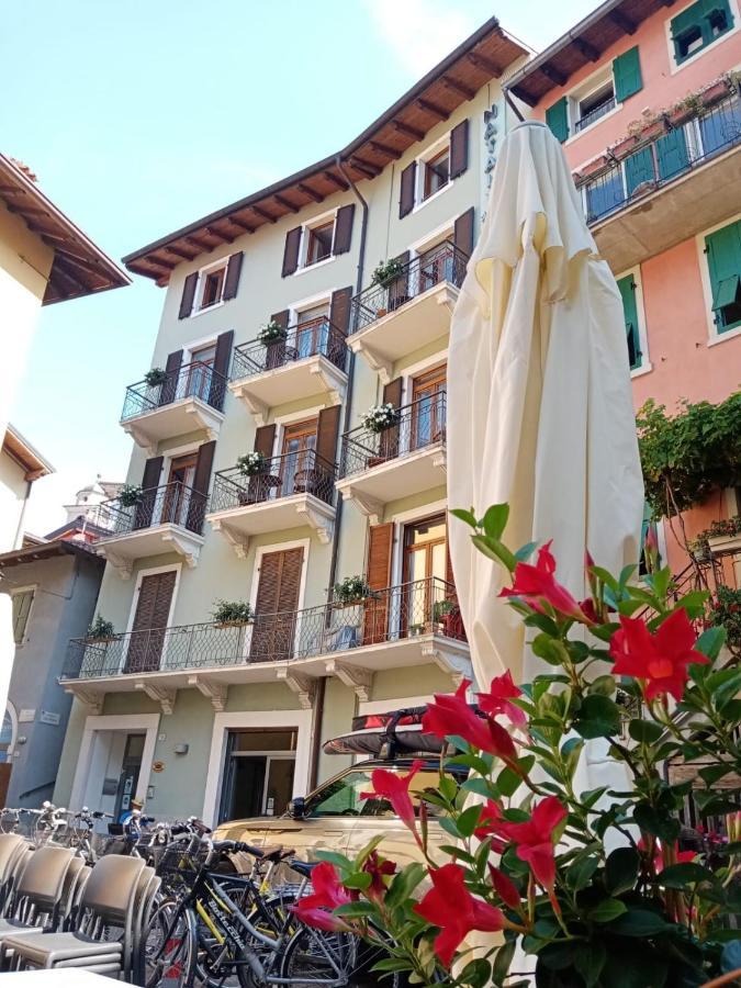 Casa Nataly Bed & Breakfast Torbole Sul Garda Bagian luar foto