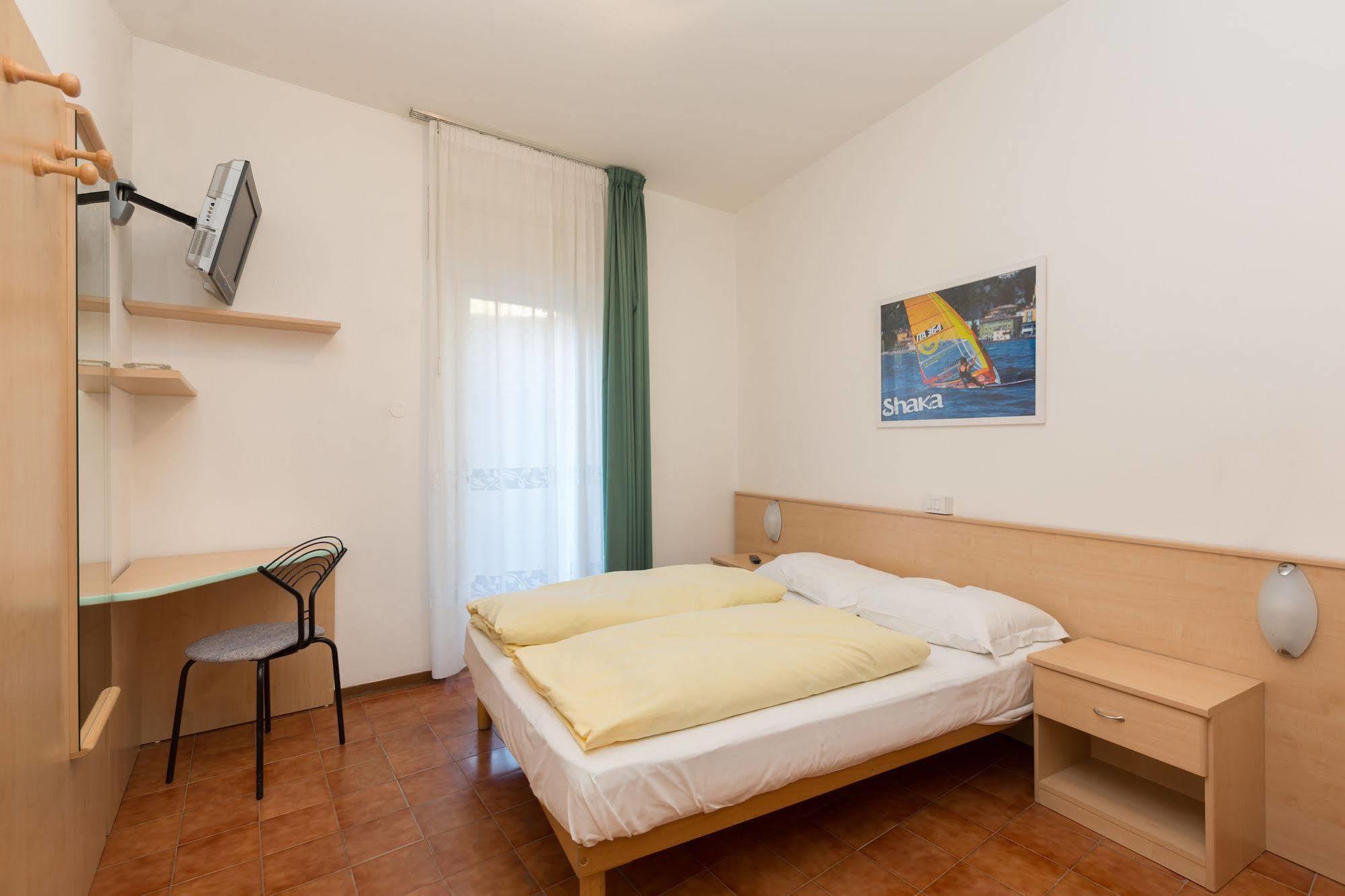 Casa Nataly Bed & Breakfast Torbole Sul Garda Bagian luar foto