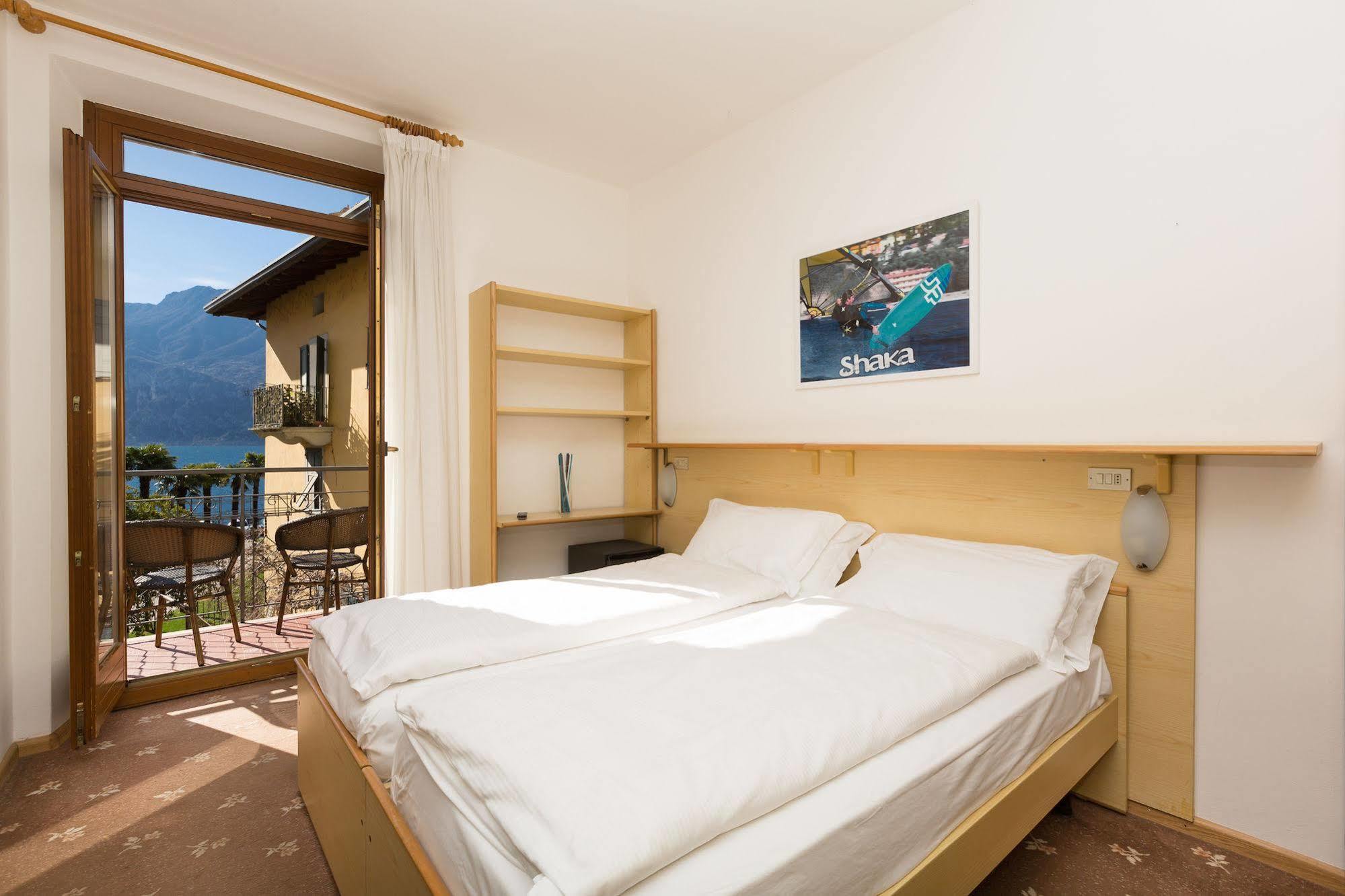 Casa Nataly Bed & Breakfast Torbole Sul Garda Bagian luar foto